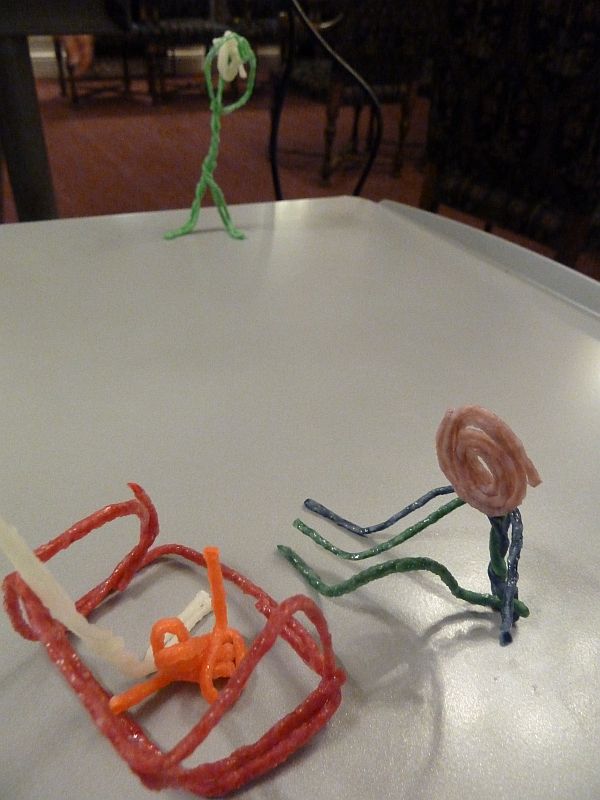 Modelling with pipe cleaners
